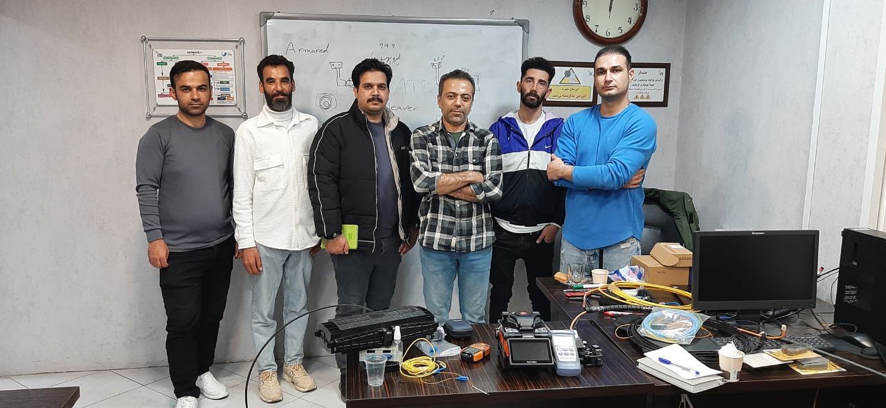پایان بوت کمپ 2 روزه فیبرنوری FTTX - بهمن 1403